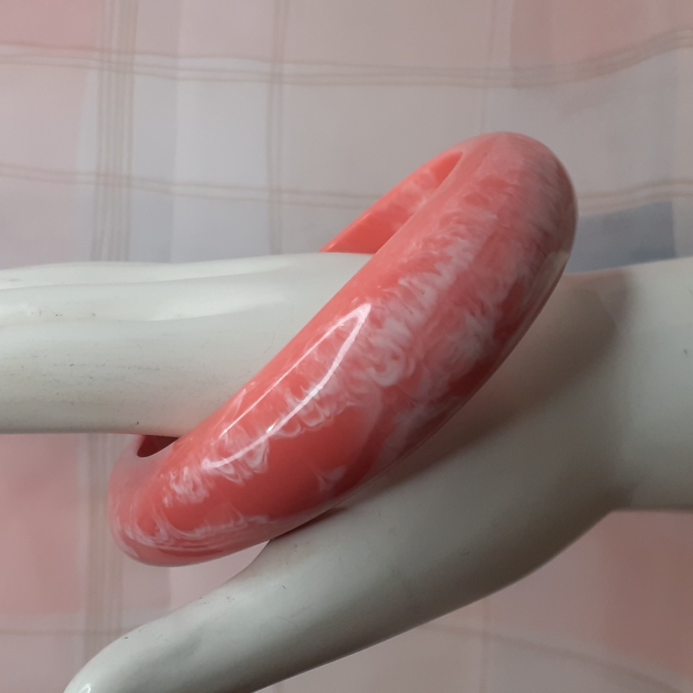 Heavy Pink White Plastic Asymmetrical Bangle Bracelet
